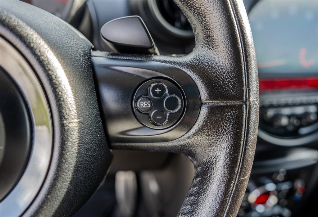 Used 2015 MINI Cooper Paceman S image 17