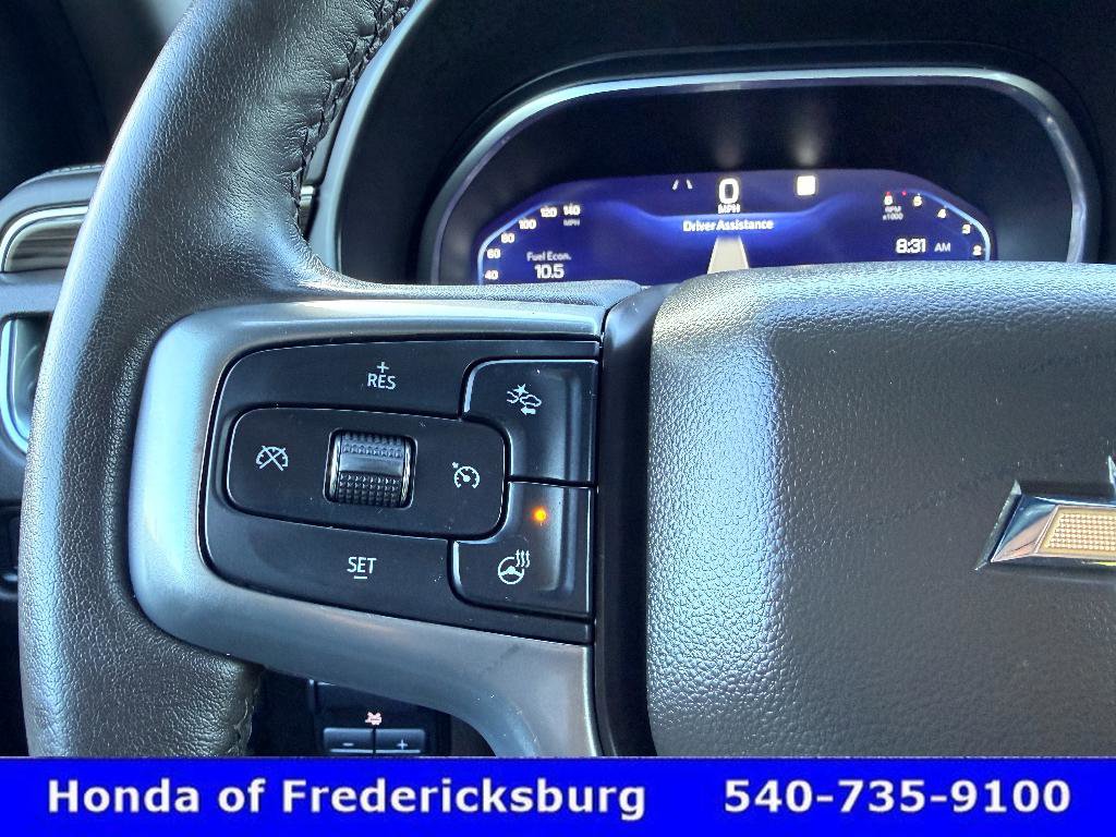 Used 2022 Chevrolet Suburban LT w/ Luxury Package image 31