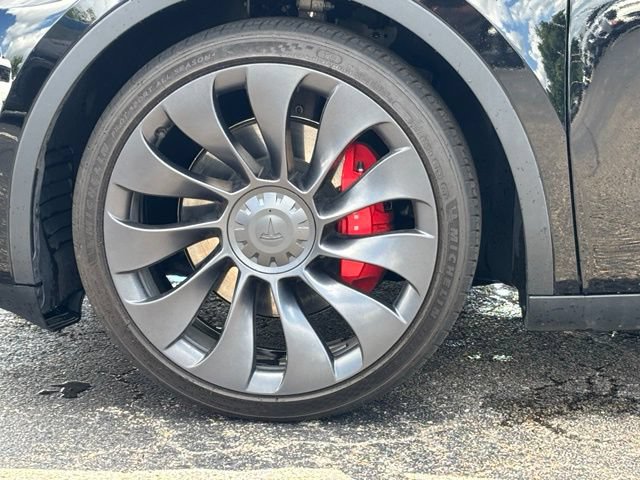 Used 2023 Tesla Model Y Performance AWD/4WD image 6