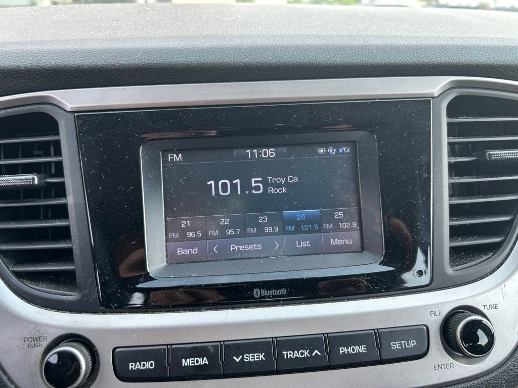 Used 2019 Hyundai Accent SE FWD image 14