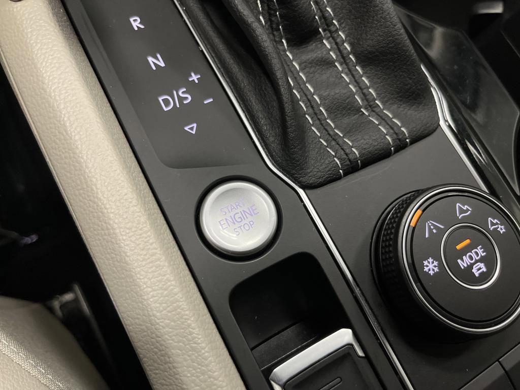 Used 2022 Volkswagen Atlas SE w/ Panoramic Sunroof Package image 21