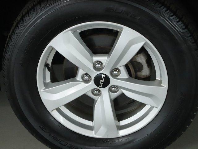 Used 2022 Kia Sorento LX AWD/4WD image 40