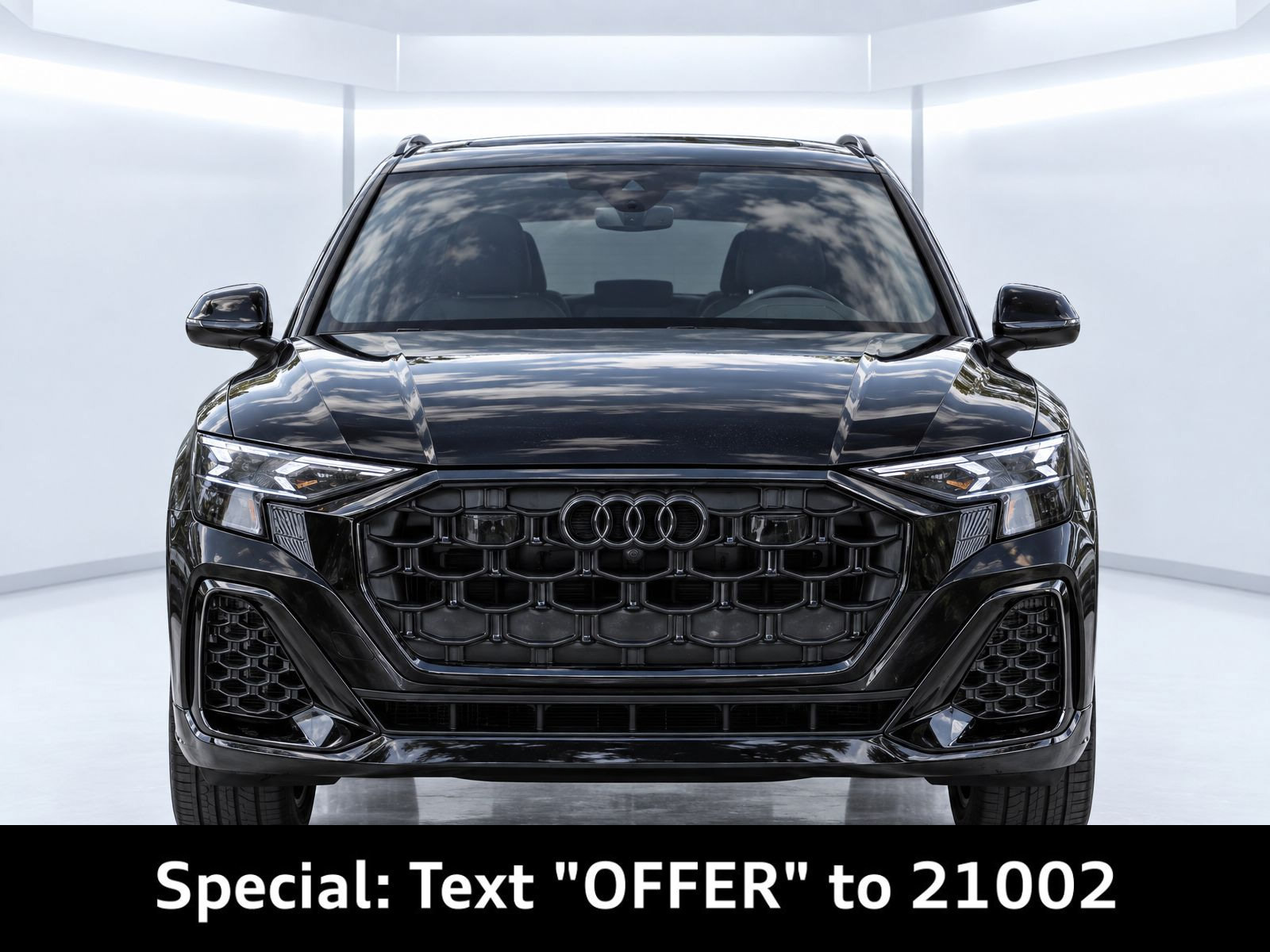 Certified 2025 Audi Q8 Prestige AWD/4WD image 5
