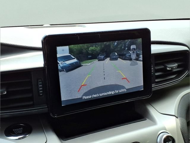 Used 2024 Ford Explorer XLT AWD/4WD image 32
