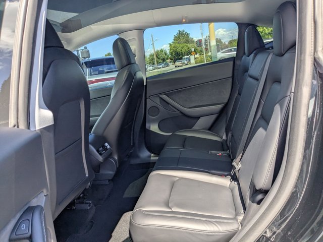 Used 2021 Tesla Model Y Performance image 19