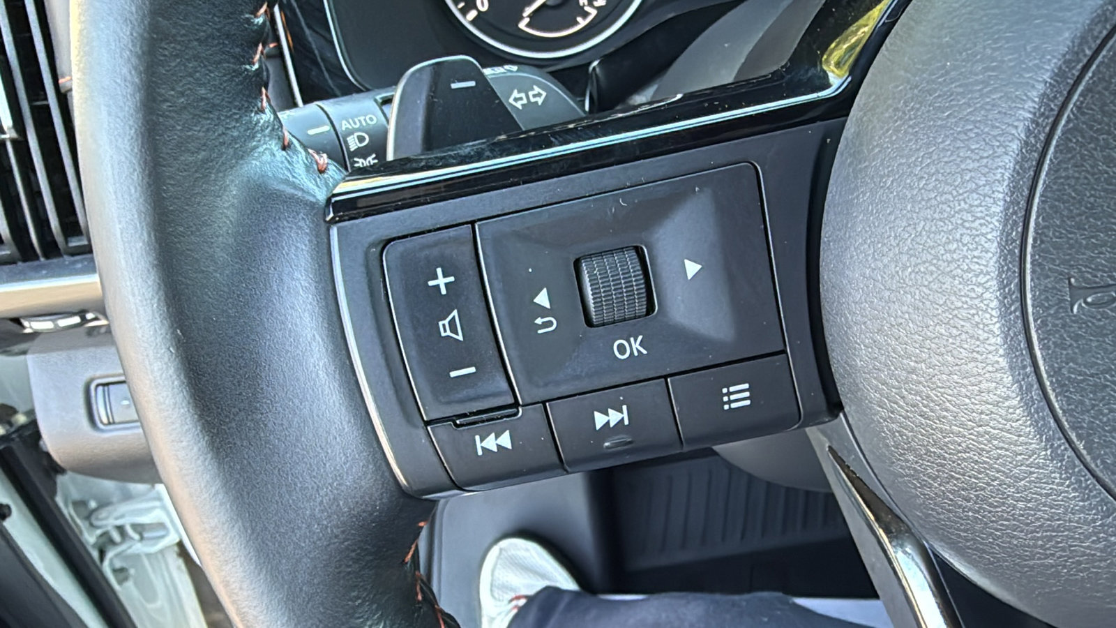 Certified 2023 Nissan Pathfinder Rock Creek AWD/4WD image 10