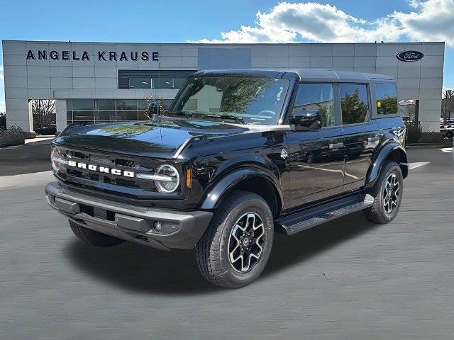 New 2026 Ford Bronco Outer Banks AWD/4WD image 3