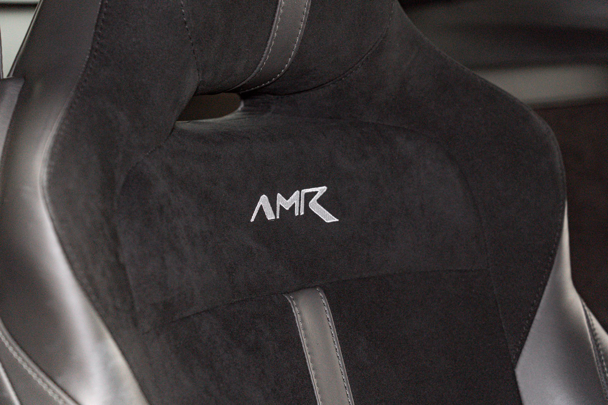 Used 2020 Aston Martin V8 Vantage AMR RWD image 55