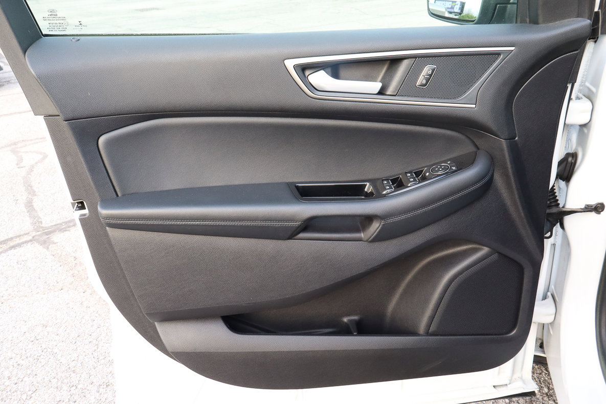 Used 2019 Ford Edge SEL w/ Equipment Group 201A image 13