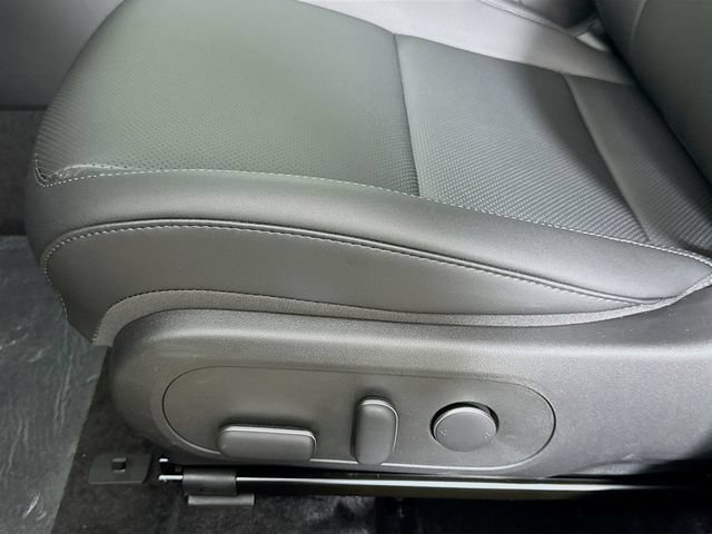 New 2026 Hyundai Kona Limited AWD/4WD image 16