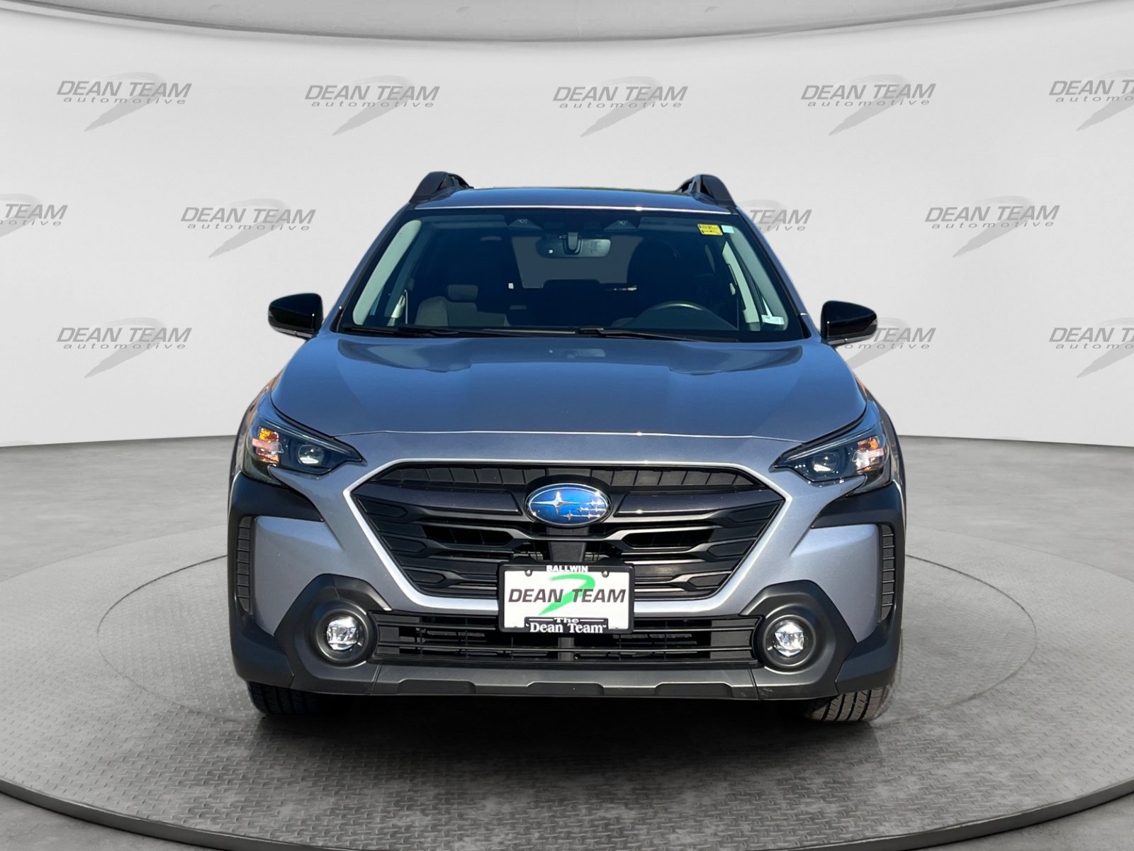 Used 2024 Subaru Outback Premium AWD/4WD image 2