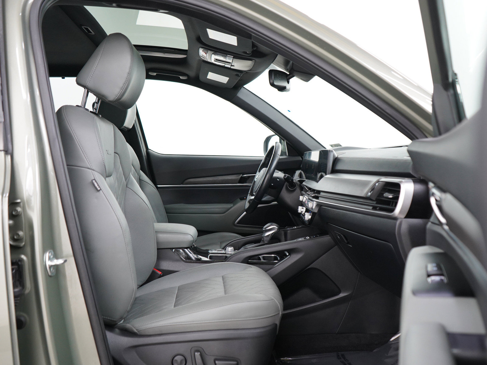 Used 2024 Kia Telluride EX X-Line AWD/4WD image 11