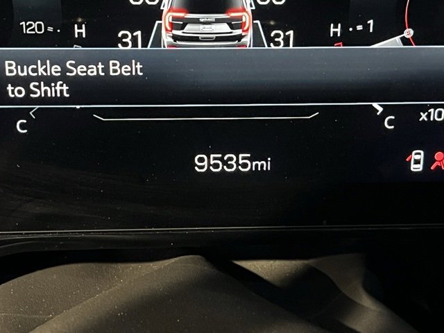 Used 2025 GMC Yukon XL Denali image 14