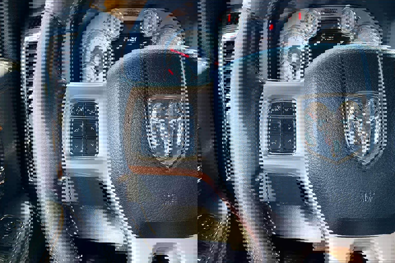 Used 2016 RAM 2500 Longhorn w/ Snow Chief Group image 18