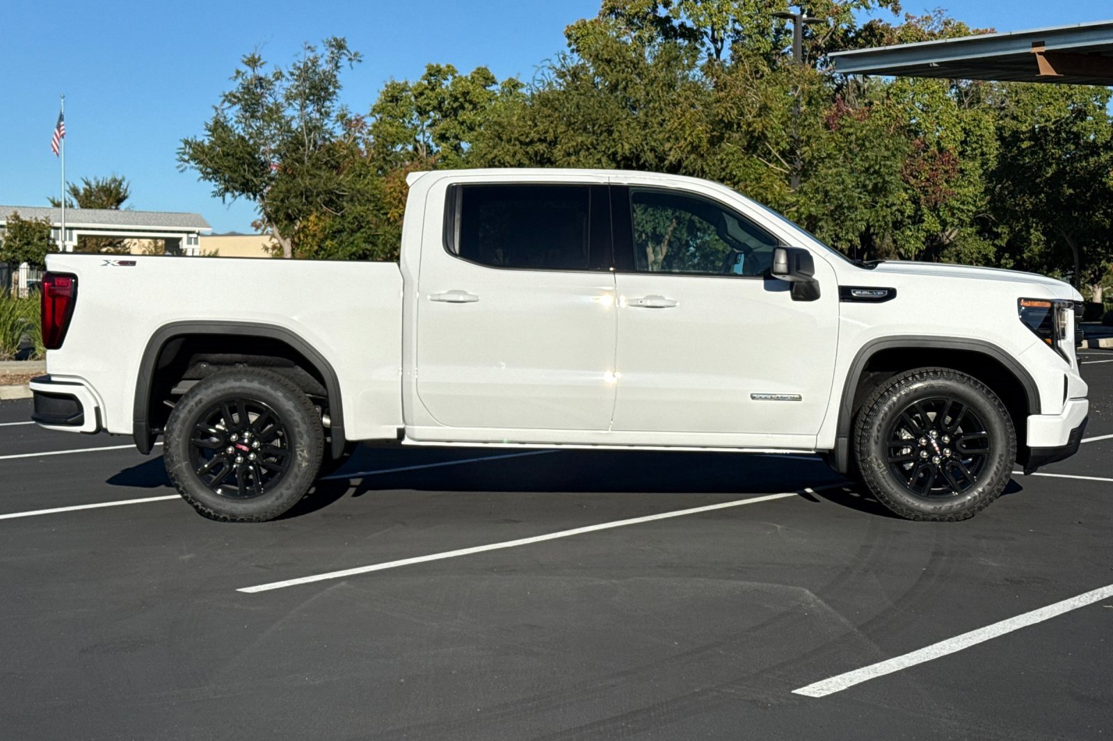 New 2026 GMC Sierra 1500 Elevation w/ X31 Off-Road Package image 3