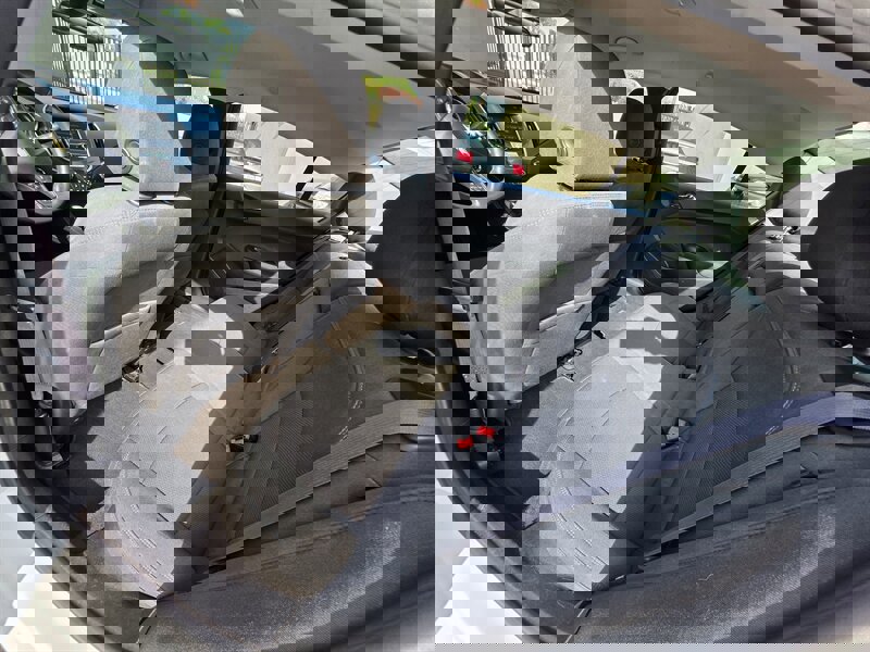 Used 2017 Chevrolet Cruze LT w/ Convenience Package image 15