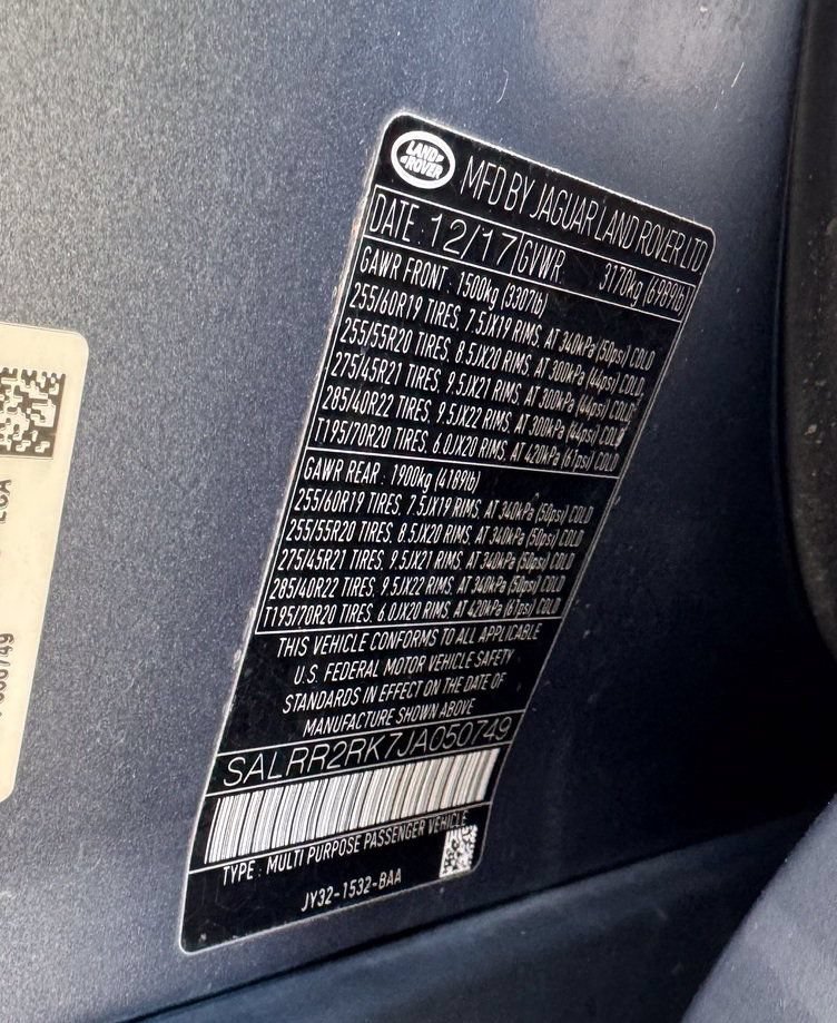 Used 2018 Land Rover Discovery HSE AWD/4WD image 33
