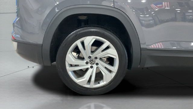 Certified 2021 Volkswagen Atlas Cross Sport SEL AWD/4WD image 23