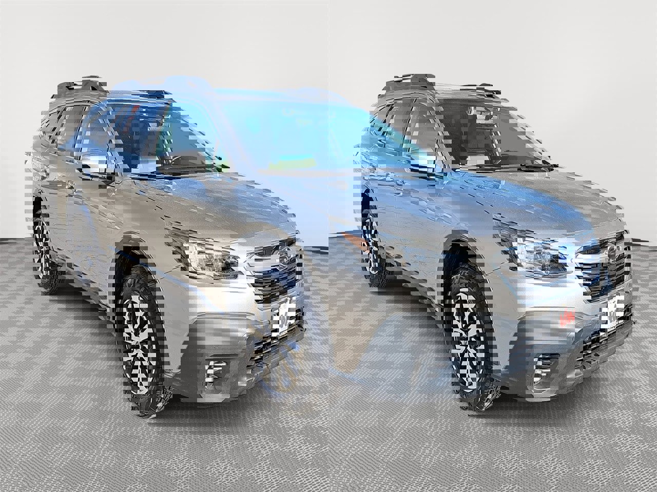 Used 2020 Subaru Outback Premium image 3