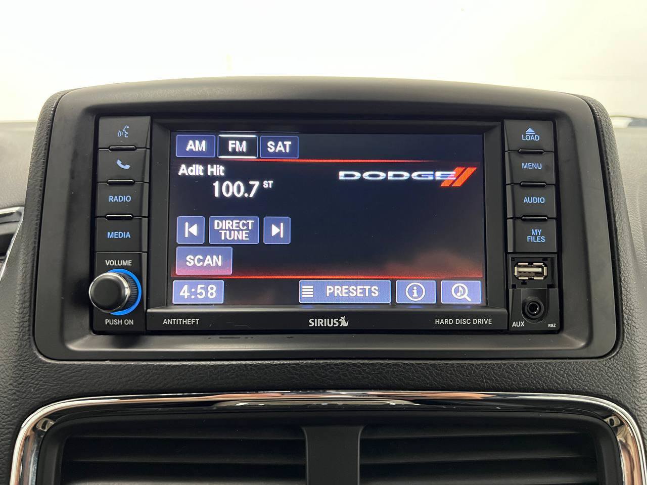 Used 2019 Dodge Grand Caravan SXT FWD image 18