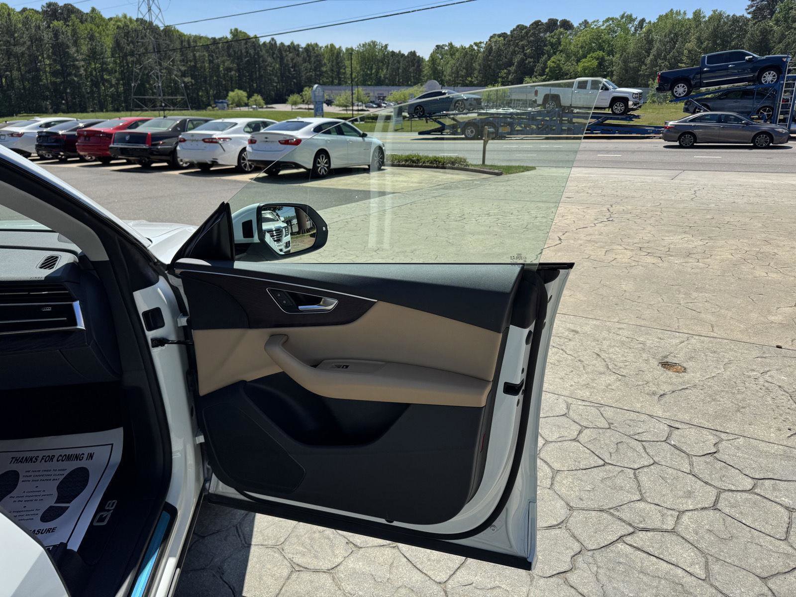 Used 2021 Audi Q8 Premium w/ Black Optic Package AWD/4WD image 17