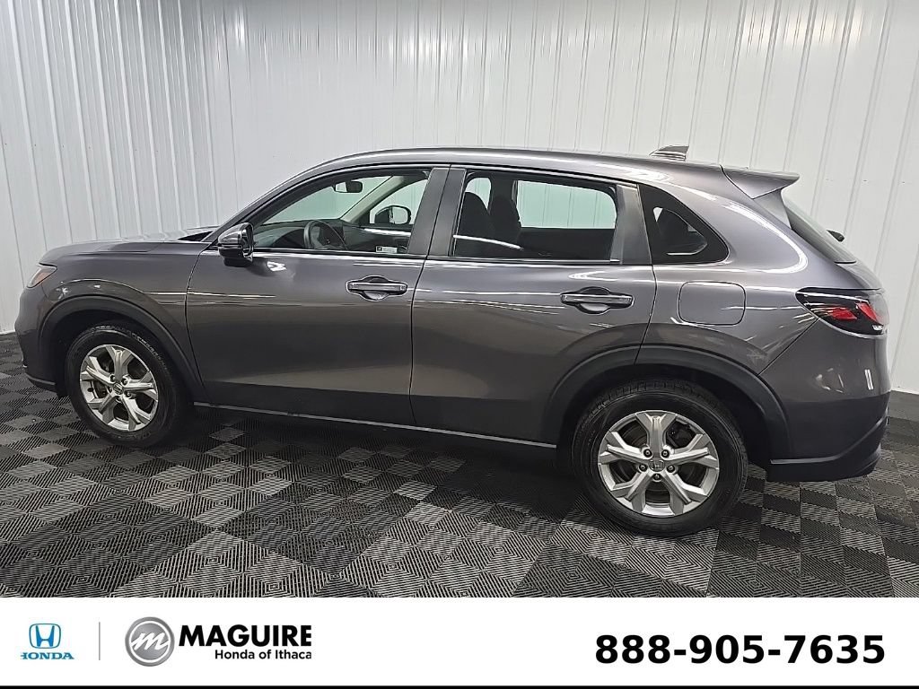 Used 2023 Honda HR-V LX image 4