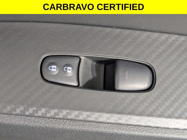 Used 2025 Nissan Altima 2.5 SV FWD image 33