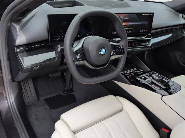 New 2026 BMW 530i image 3
