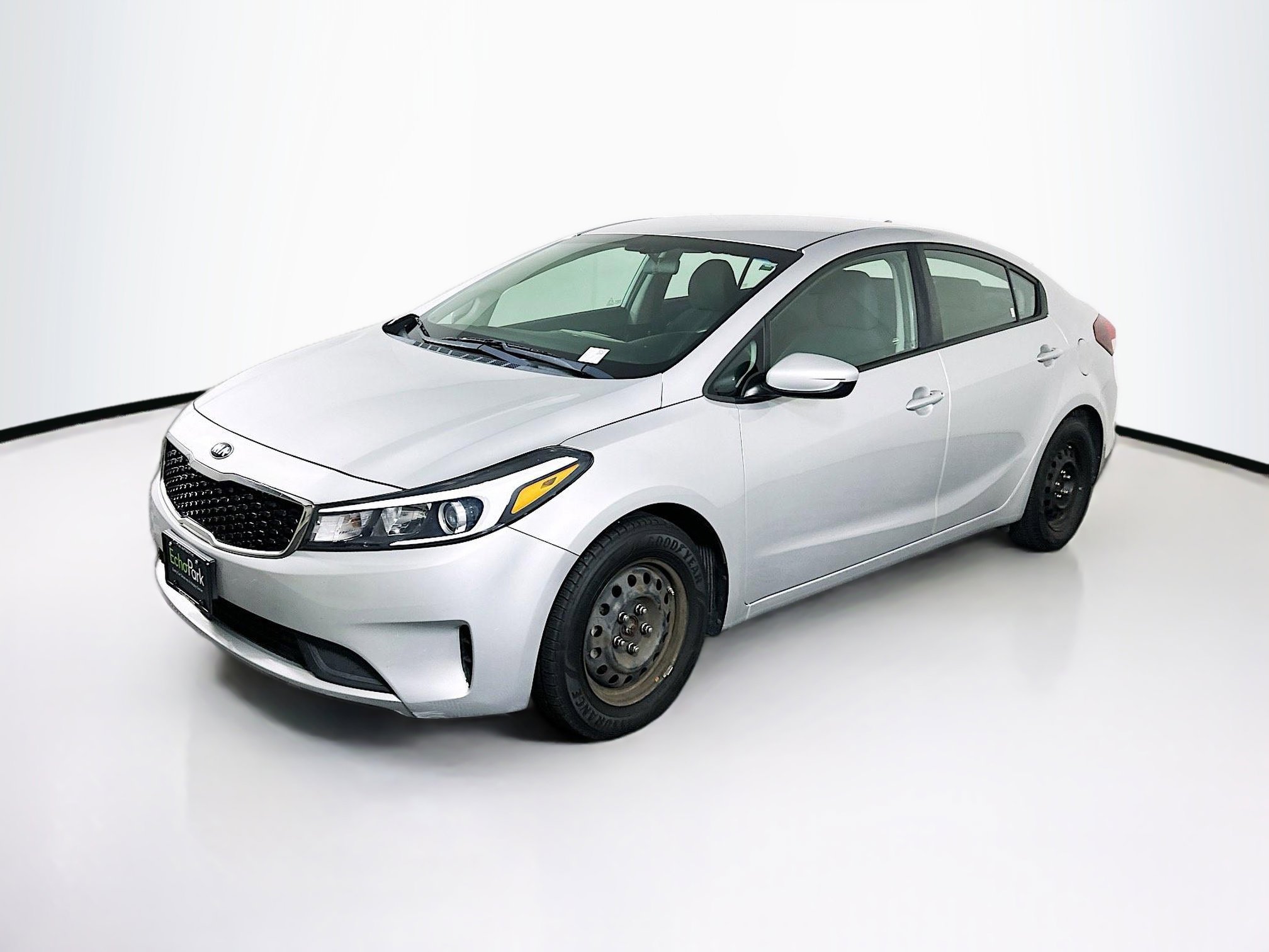 Used 2018 Kia Forte LX w/ LX Popular Package FWD image 3
