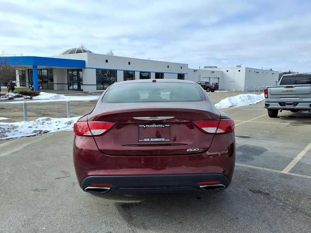 Used 2016 Chrysler 200 S w/ Comfort Group image 6
