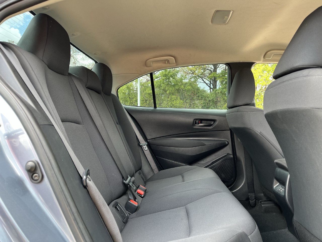Used 2024 Toyota Corolla LE FWD image 25