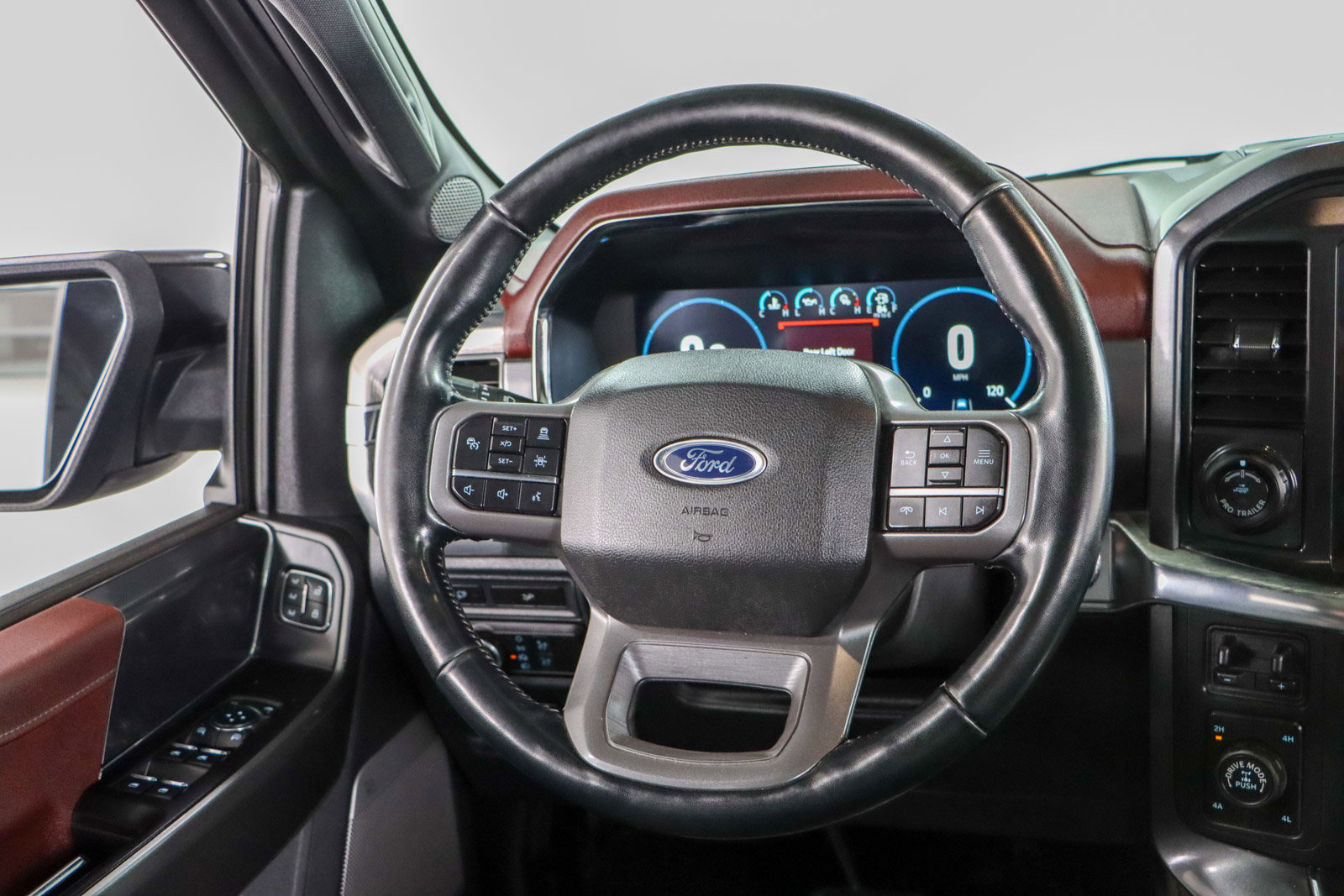 Used 2022 Ford F150 Lariat w/ Equipment Group 502A High AWD/4WD image 14