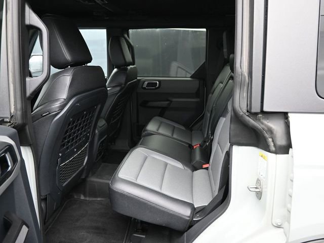 Used 2024 Ford Bronco Everglades image 32