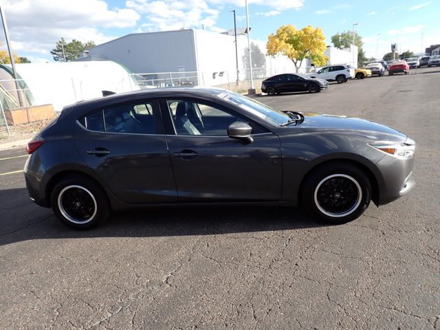 Used 2017 MAZDA MAZDA3 Grand Touring w/ Premium Equipment Package FWD image 5