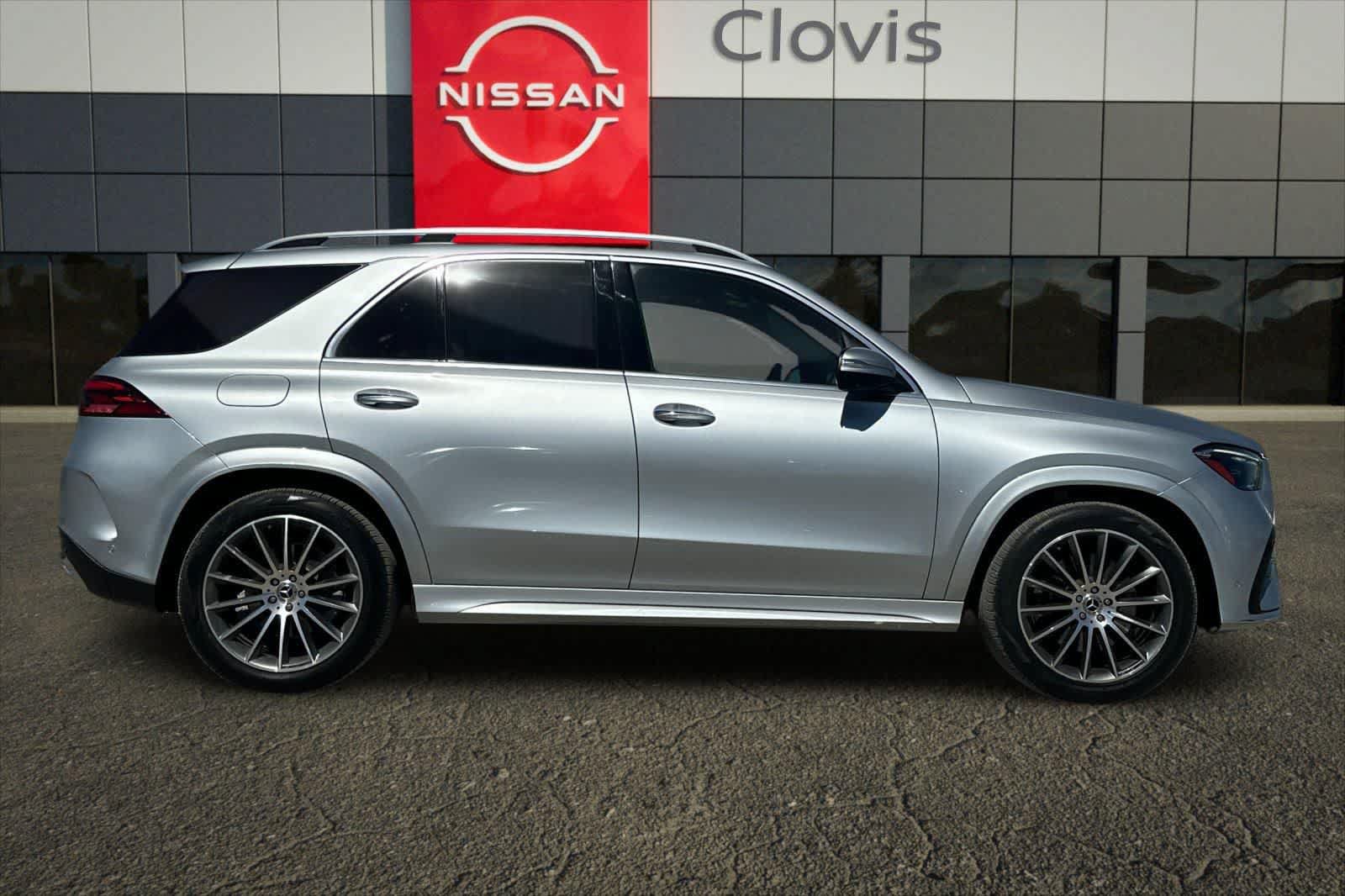 Used 2024 Mercedes-Benz GLE 450 4MATIC image 9