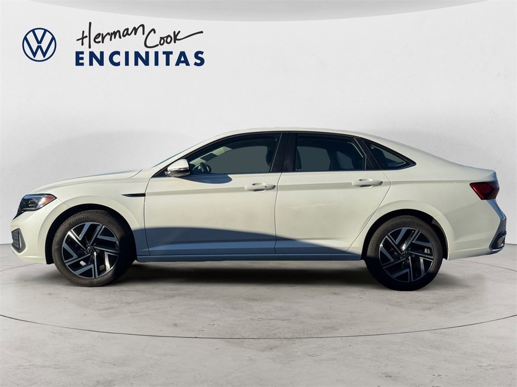 Certified 2024 Volkswagen Jetta SEL image 2