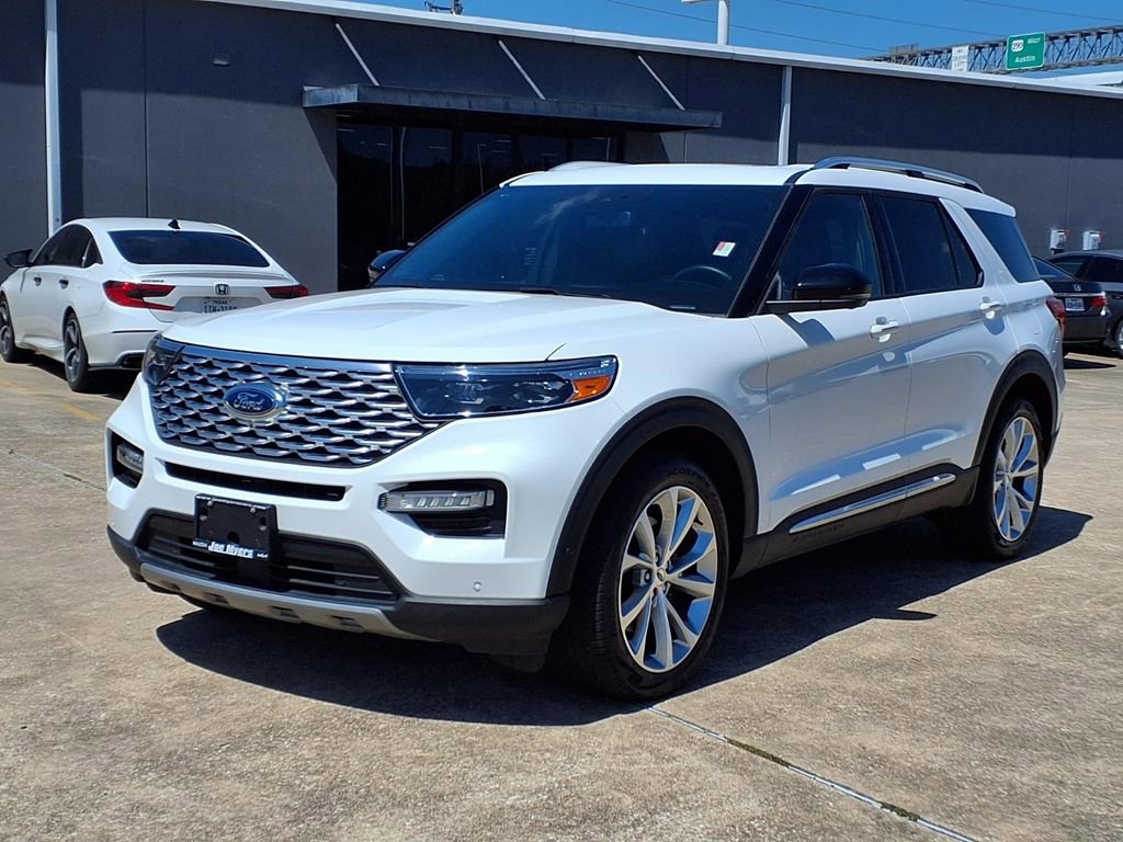 Used 2023 Ford Explorer Platinum RWD image 3