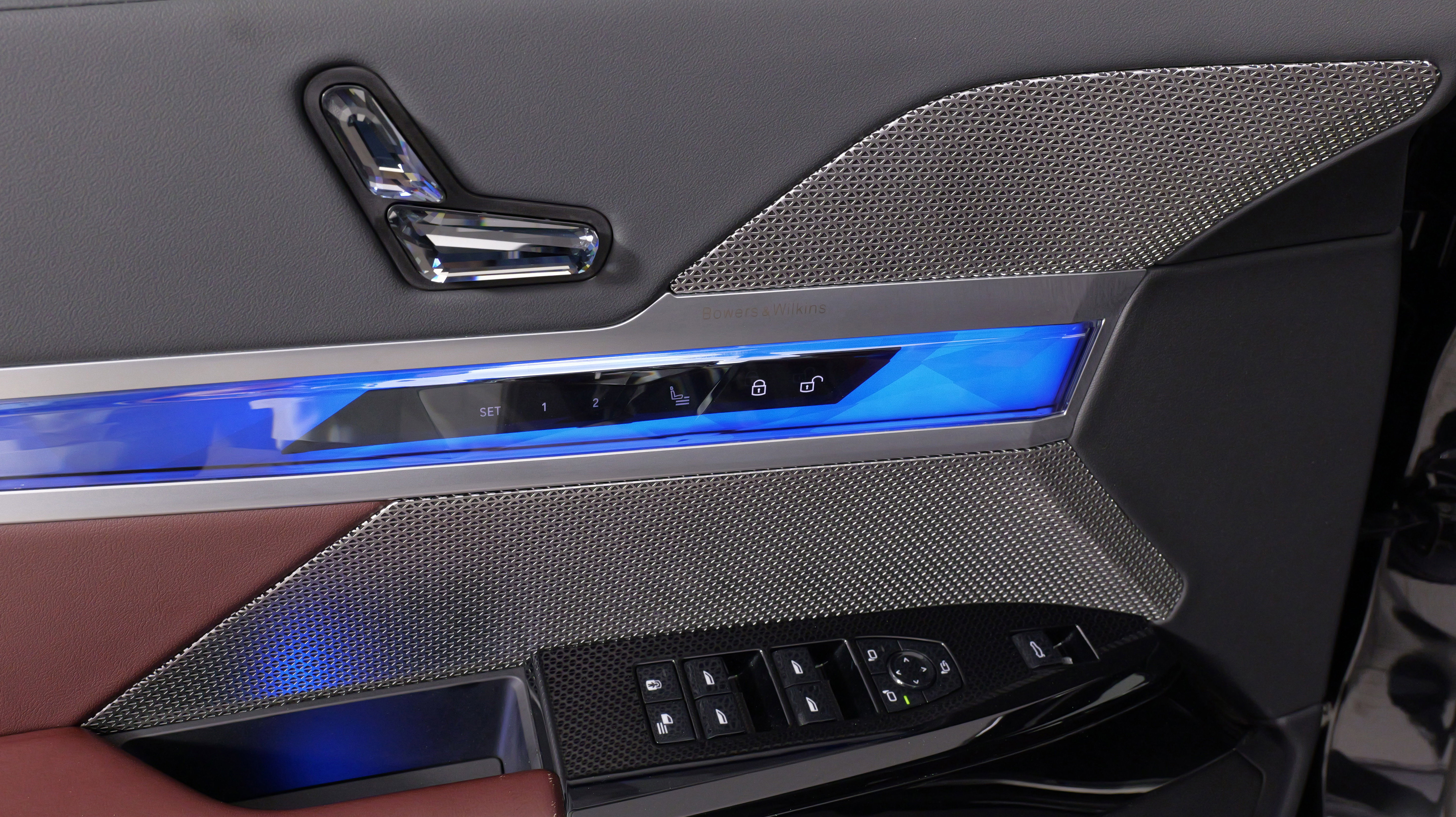 Used 2023 BMW 760i xDrive image 23