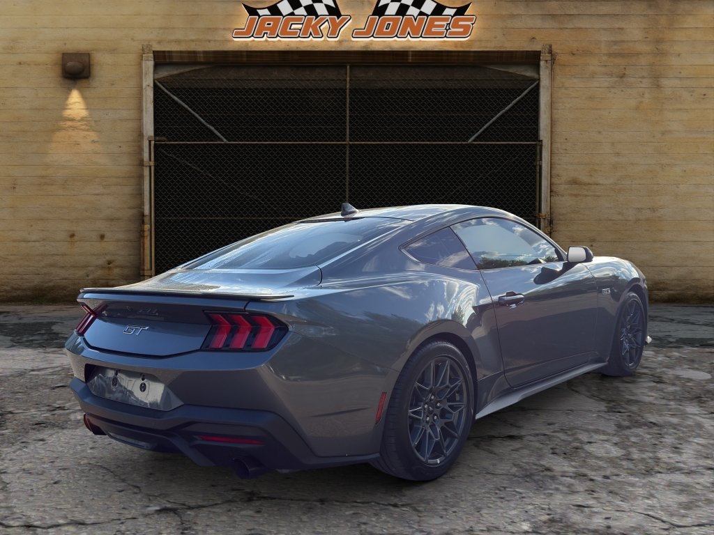 Used 2024 Ford Mustang GT RWD image 10