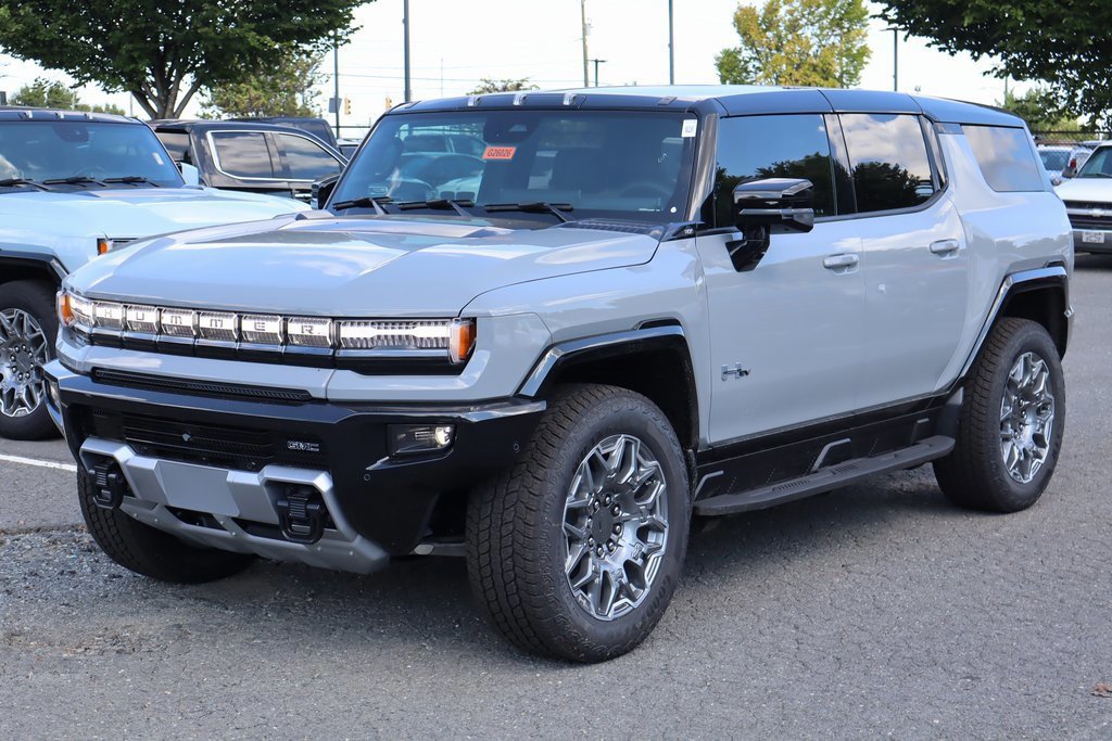New 2026 GMC Hummer EV SUV image 2