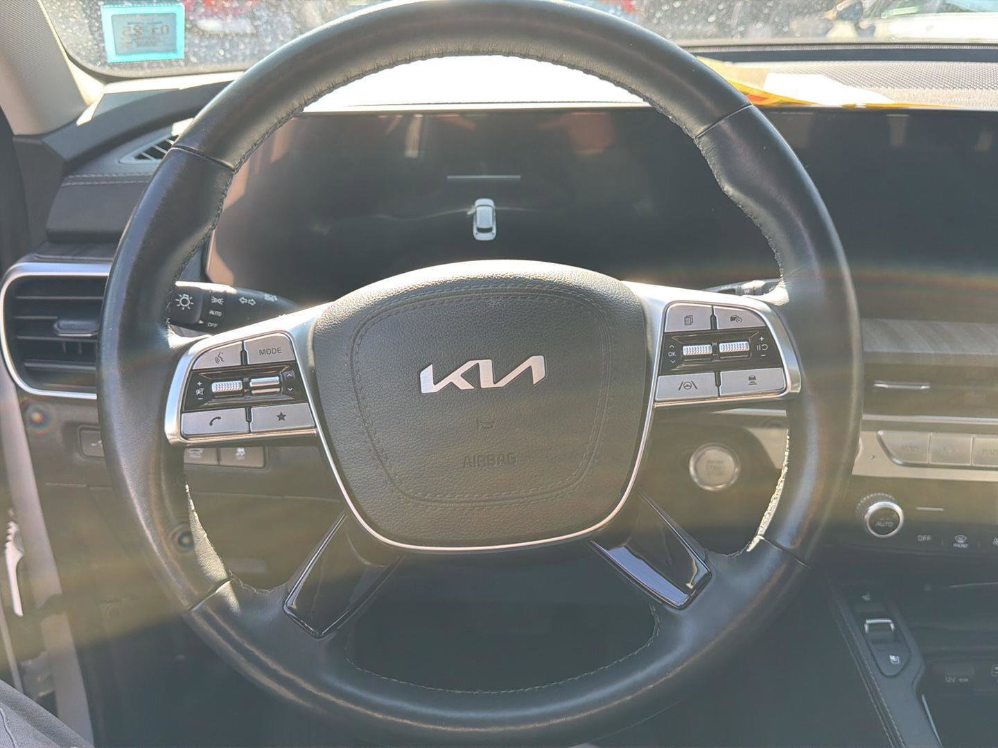 Used 2024 Kia Telluride EX image 10