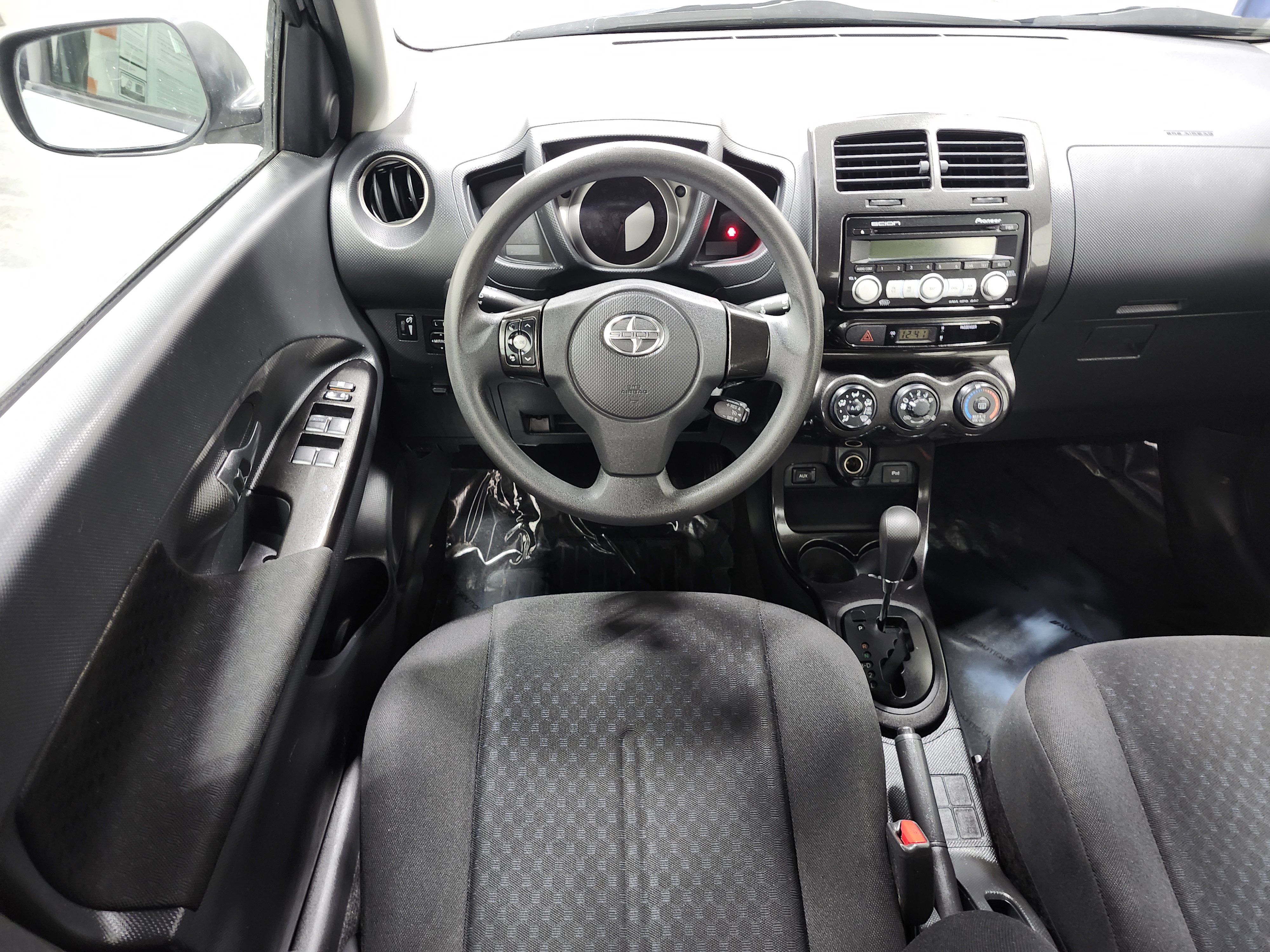 Used 2009 Scion xD image 23