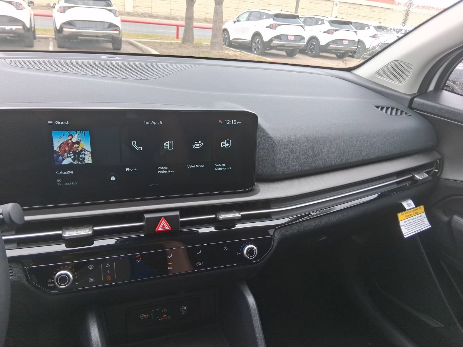 New 2026 Kia Sportage LX w/ LX Convenience Package FWD image 9