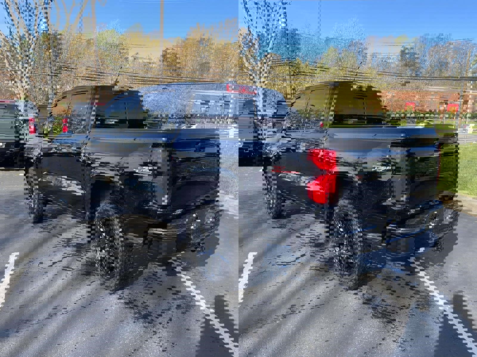 Used 2025 Chevrolet Colorado Z71 w/ Technology Package image 7