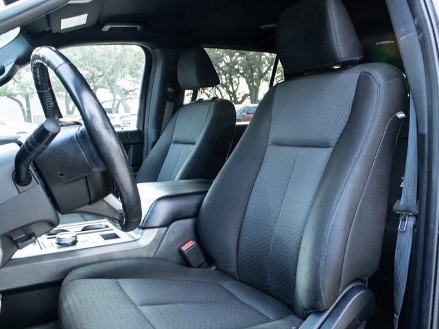 Used 2021 Ford Expedition Max XLT image 7
