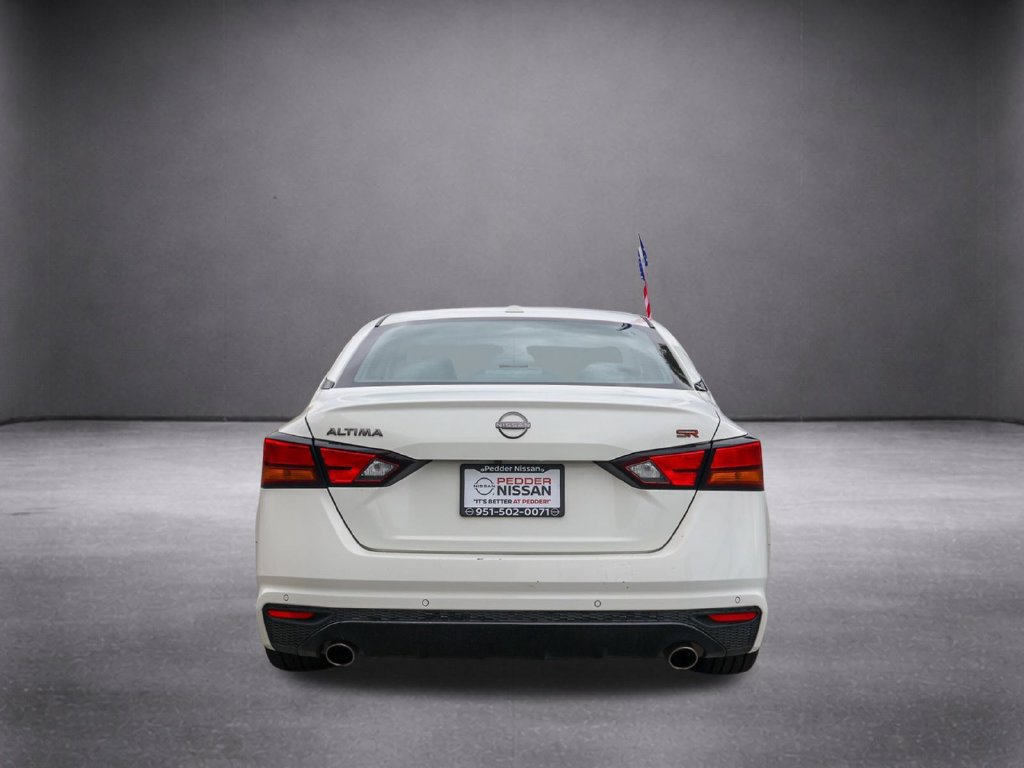 Used 2024 Nissan Altima 2.5 SR FWD image 6