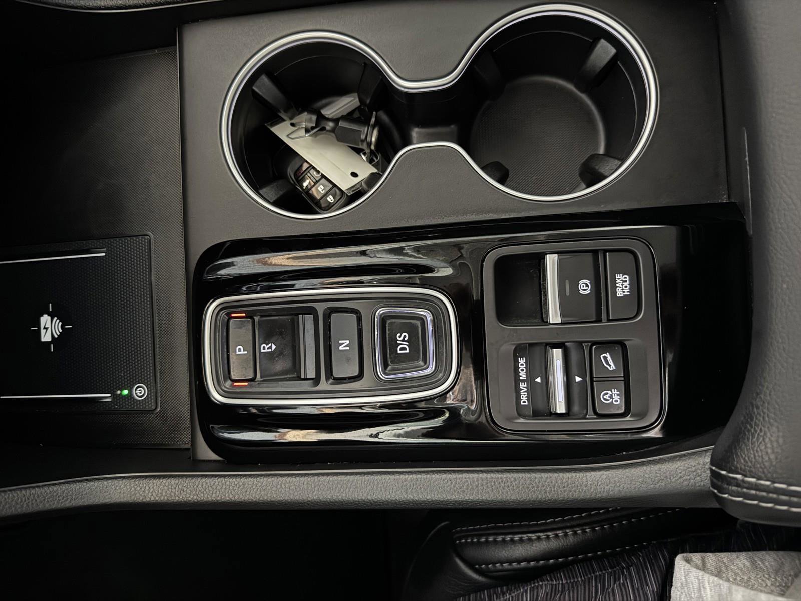 Used 2025 Honda Pilot Touring image 17