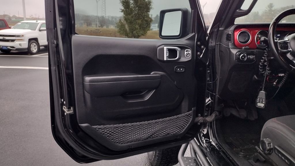 Used 2022 Jeep Wrangler Unlimited Rubicon image 11