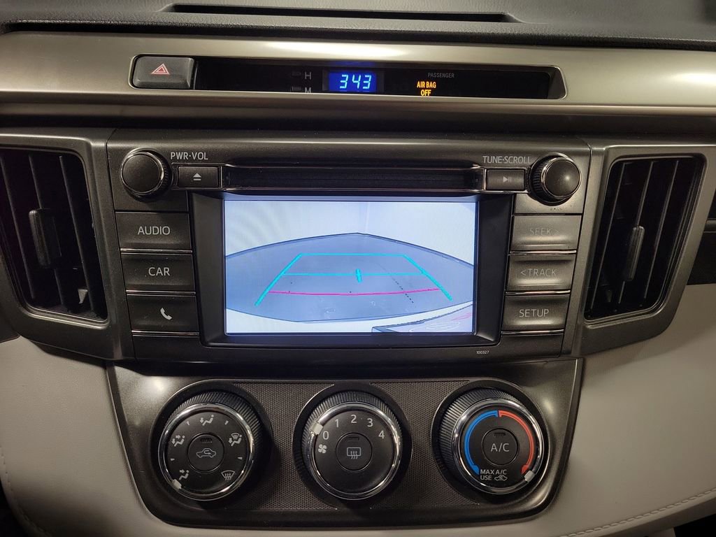 Used 2015 Toyota RAV4 LE image 18