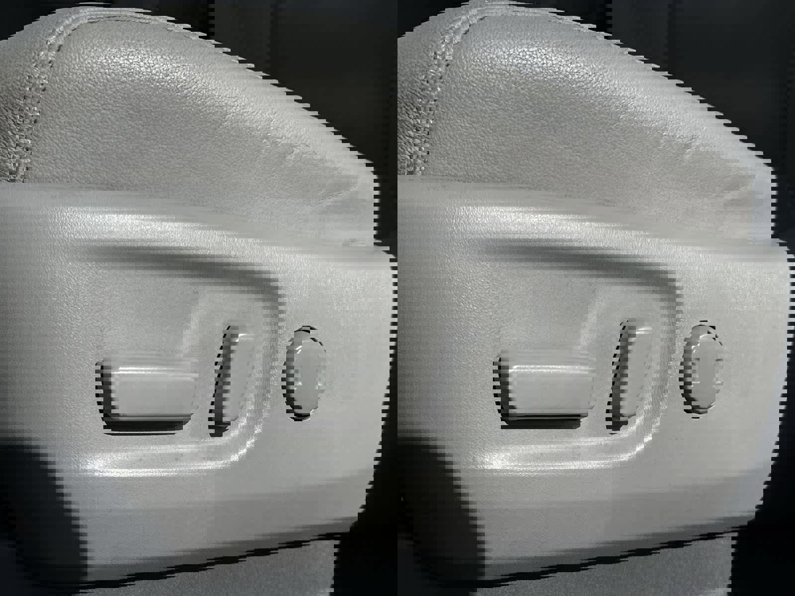 Used 2020 Toyota Sienna XLE image 12